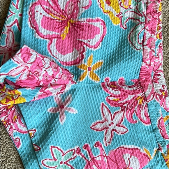 Lilly pulitzer shorts - Picture 2 of 3